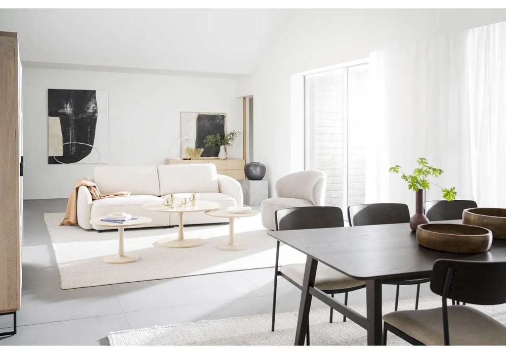 Кръгла масичка за кафе от декор от дъб в естествен цвят 60x60 cm Hobart – Rowico