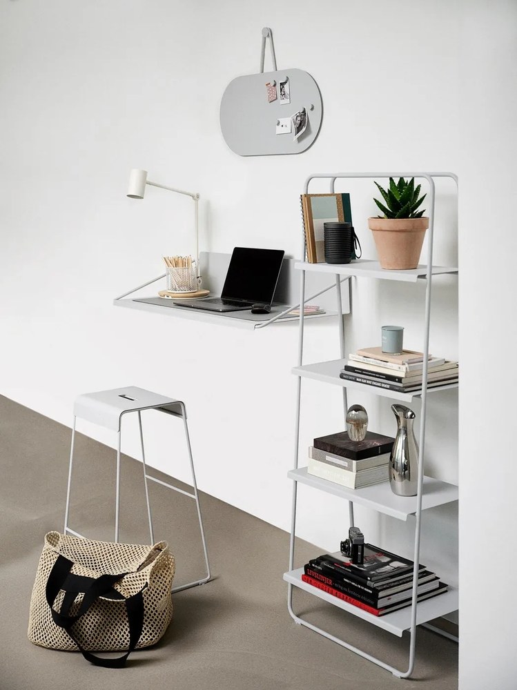 Светлосив метален бар стол A-Stool – Zone