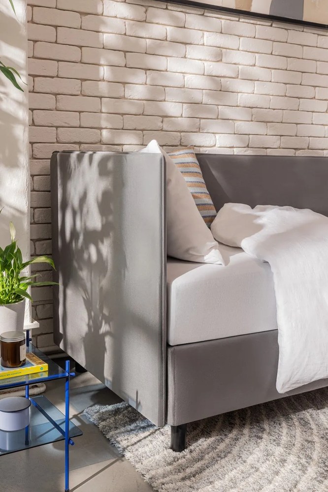 Синьо-кафява памучна възглавница Rita, 50 x 50 cm - Hübsch