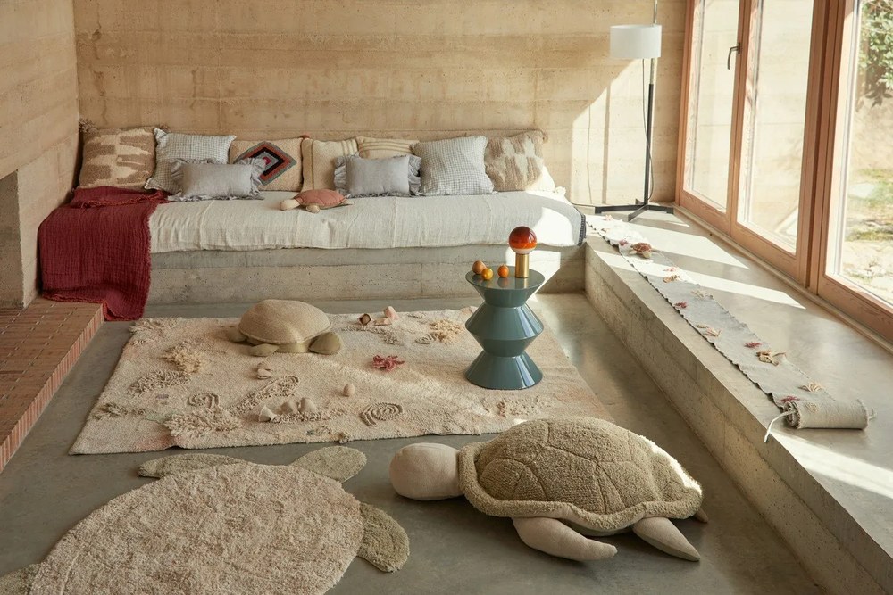 Детска възглавница Turtle – Lorena Canals