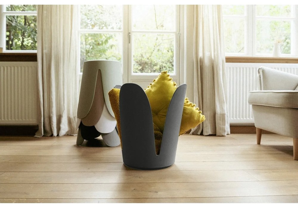 Черен пластмасов стол Comiso – Wenko