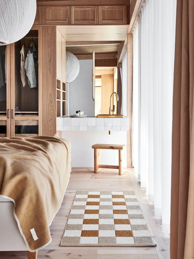 Пътека за открито и закрито в цвят жълта охра и бежова 70x160 cm Pix Vanilla Ochre – Pappelina