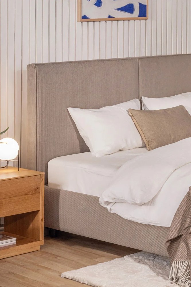 Двойно тапицирано кафяво-сиво легло с място за съхранение и включена подматрачна рамка 160x200 cm Myra Bold – Bonami Selection