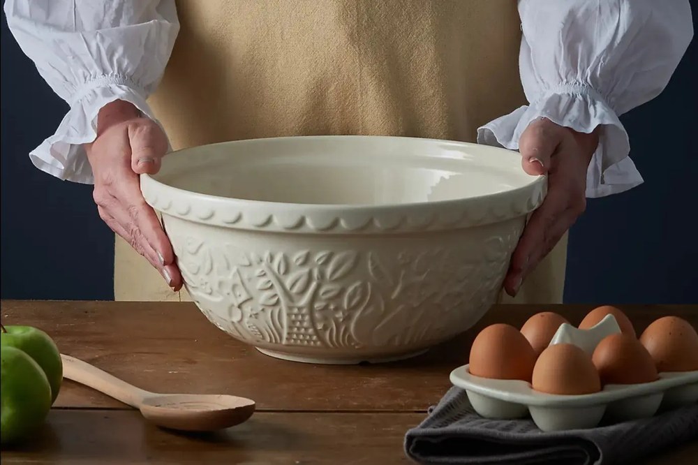 Бяла глинена купа ø 29 cm In the Forest – Mason Cash