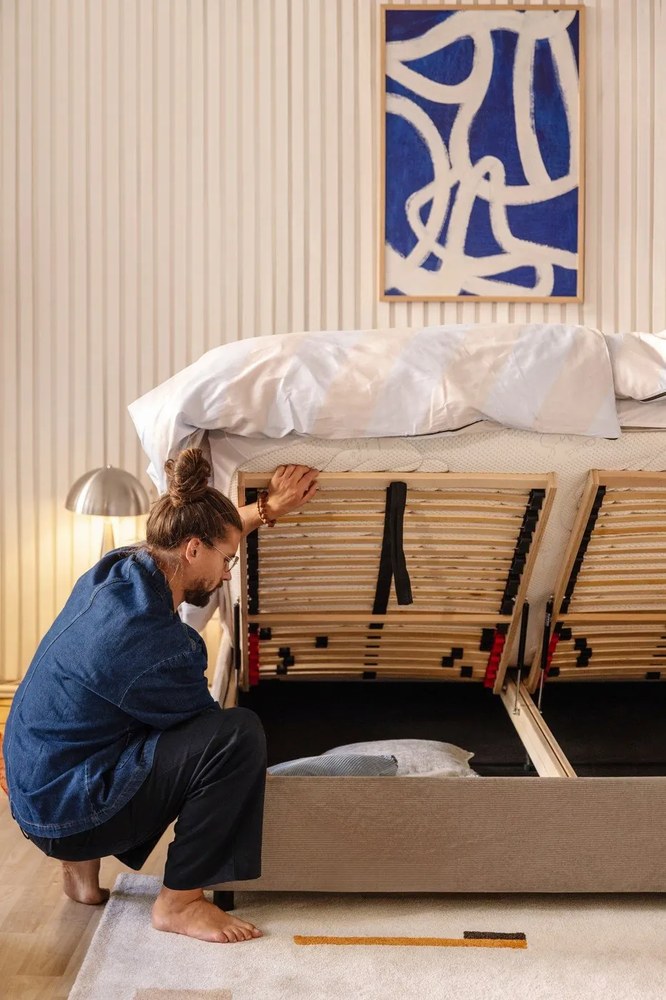 Тъмносива LED затъмняваща се настолна лампа (височина 20 cm) Mush – Hübsch