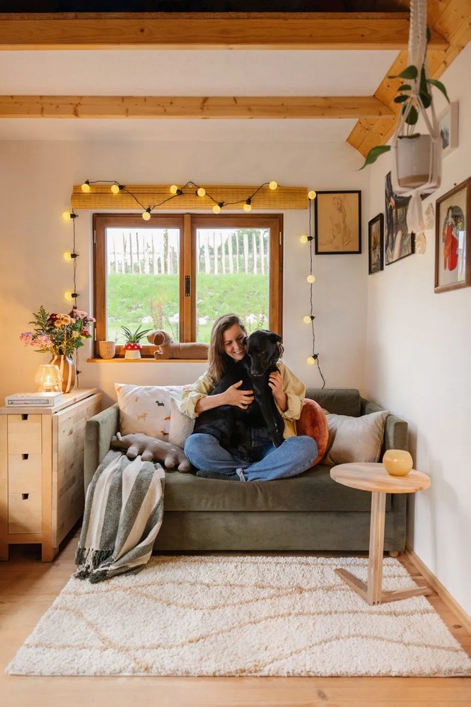 Кафява стъклена ваза Mayah - Bloomingville