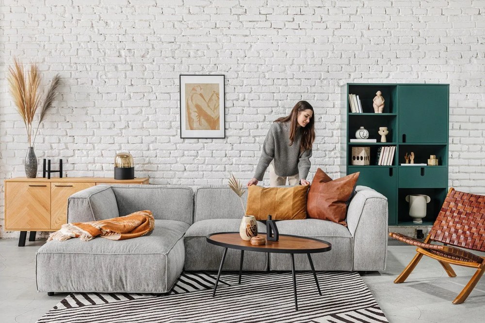 Черен алуминиев свещник, височина 20 cm Deeb - Bloomingville