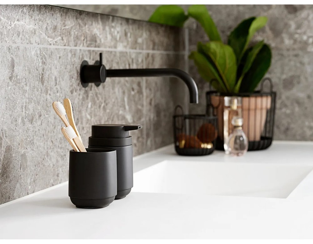 Черен бетонен дозатор за сапун Time - Zone