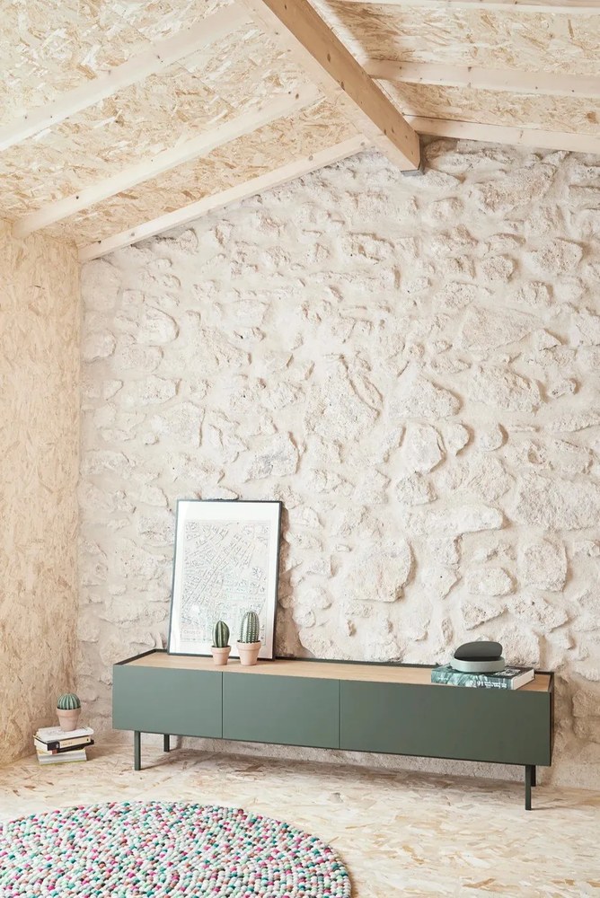 Зелена/естествена маса за телевизор от декор от дъб 180x45 cm Arista – Teulat