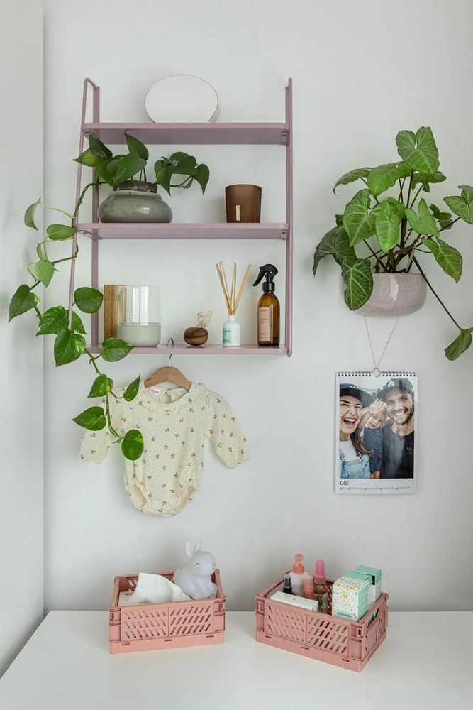 Стъклен свещник с бетонна основа - Blomus