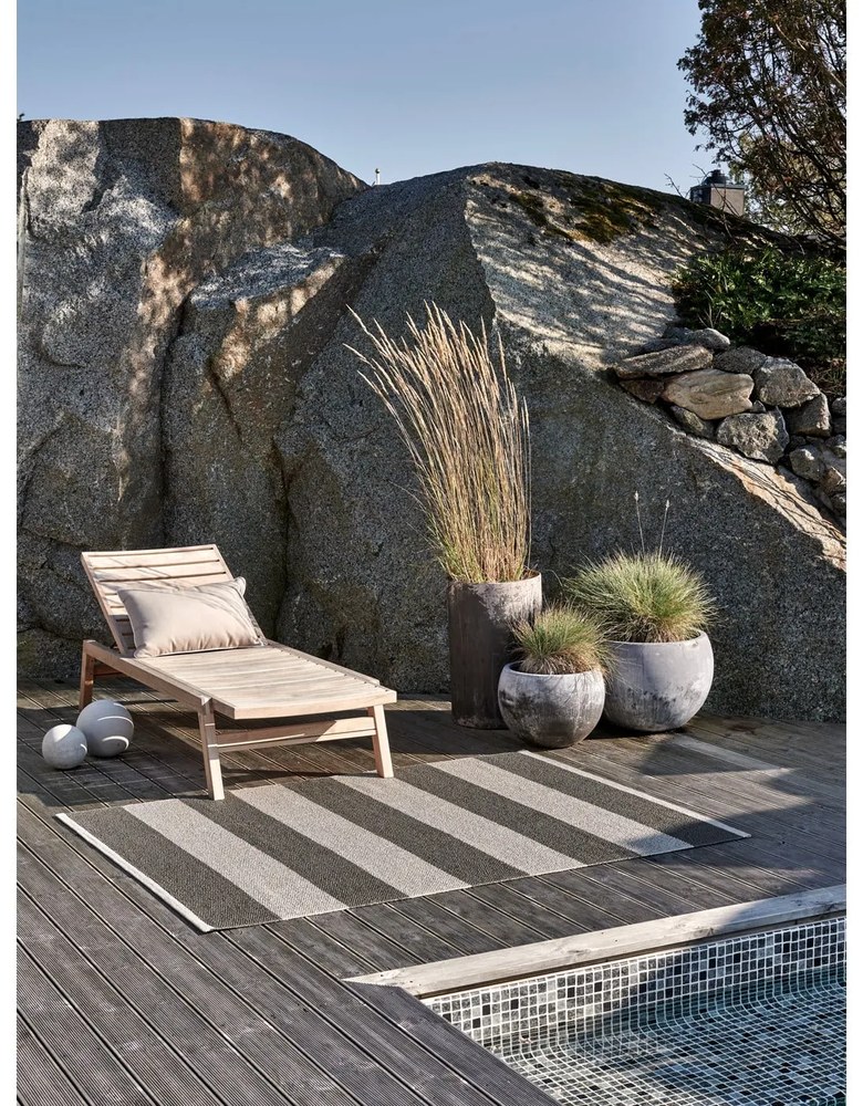 Антрацитна и кремава пътека за открито и закрито 70x150 cm Bob Charcoal Linen – Pappelina