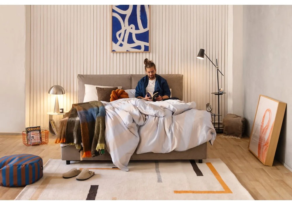 Черна свободностояща лампа с отделение за съхранение Linear - Markslöjd