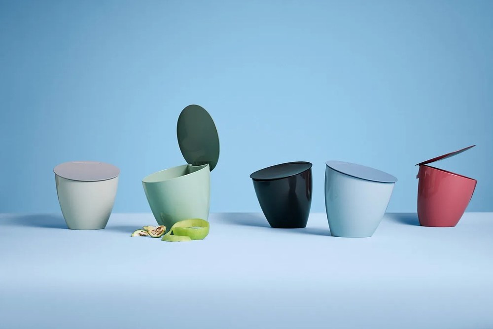 Черен контейнер за компостируеми отпадъци 2,2 l Nordic black – Mepal