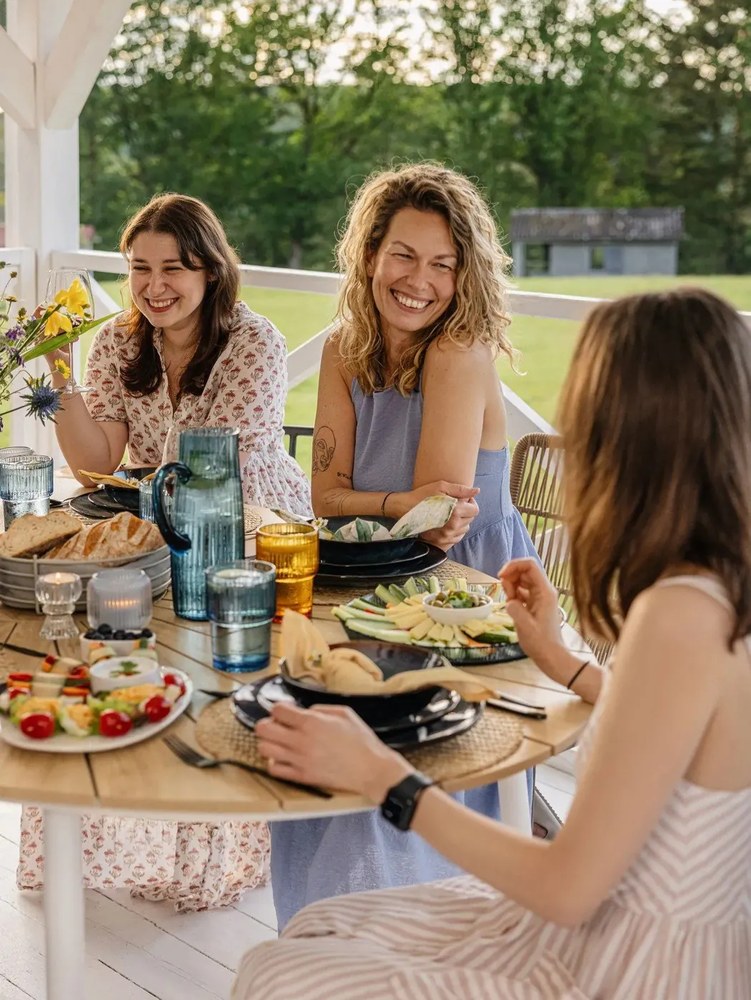 Стъклени чаши в комплект от 4 бр. 380 ml Kusintha – Bitz