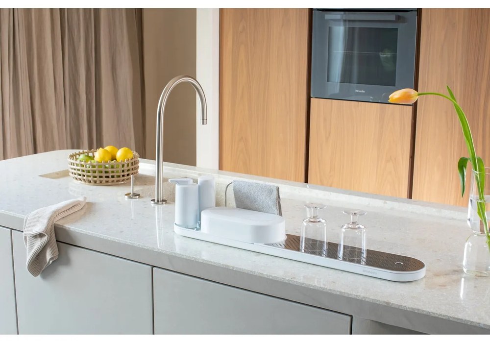 Бяла пластмасова стойка за препарати SinkStyle – Brabantia