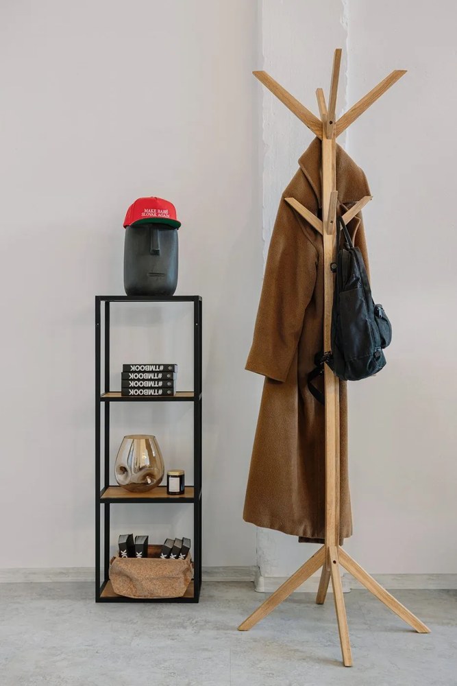 Черна/естествена стенна библиотека от декор от дъб 37x108 cm Seaford – Actona