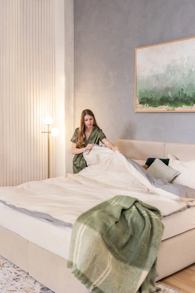 Килим в цвят слонова кост 154x230 cm Springs – Universal