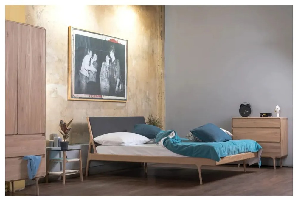 Масивен дъбов скрин с 3 чекмеджета Fawn - Gazzda