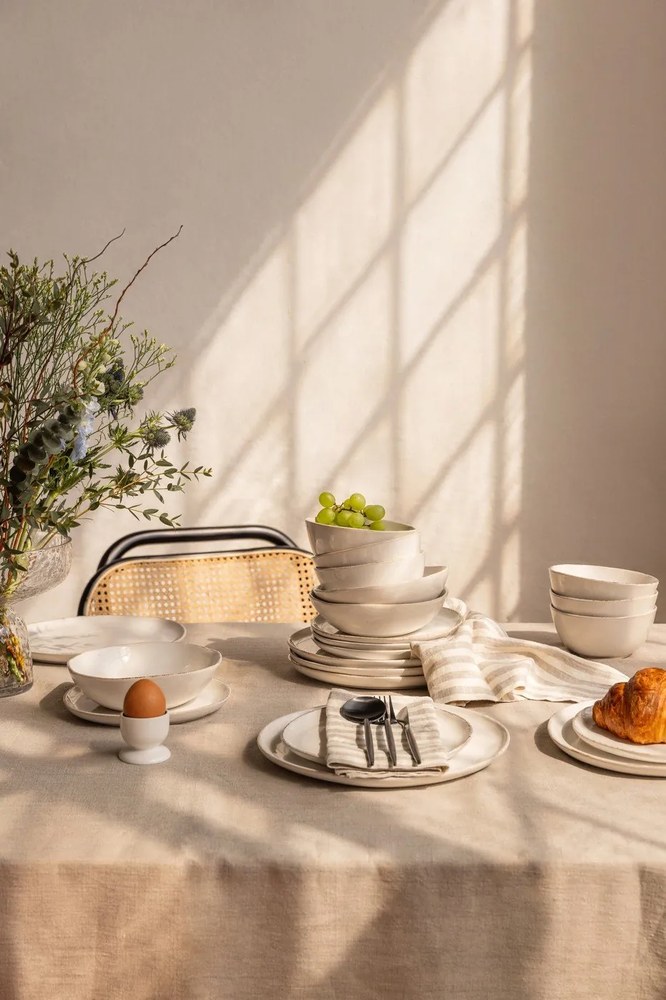 Стъклена ръчна изработка ваза (височина 19 cm) Aino – Hübsch