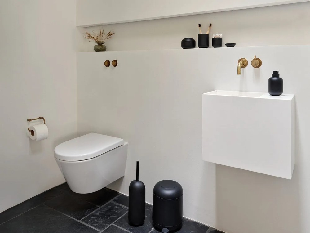 Черен керамичен органайзер за баня за памучни тампони Sensu – Zone