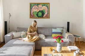 Светлосив велурен разтегателен диван Nihad - Bobochic Paris