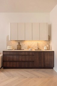 Кремообразен бял чайник 50's Retro Style - SMEG