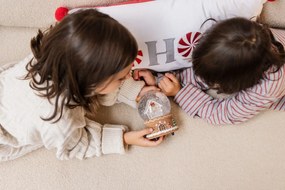 Музикална играчка от полирезин (височина 14,5 cm) Snowy House – Dakls