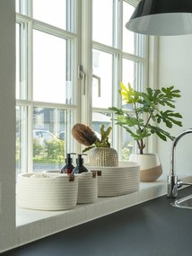 Текстилни кошници в комплект от 3 бр. за баня 35x25x13 cm Jarana – House Nordic