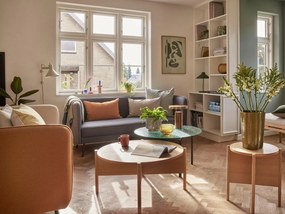 Светлозелена стенна лампа Studio – Hübsch