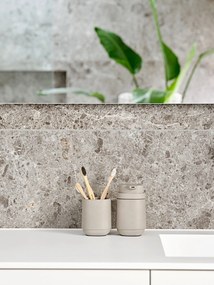 Бежов бетонен диспенсер за сапун Time - Zone