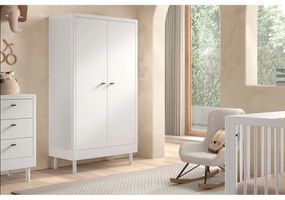 Бяло детско креватче 70x140 cm от масивен бук Forrest – Vipack