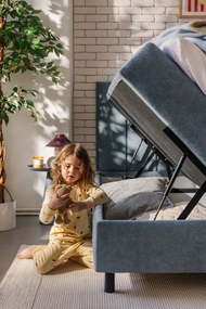 Синьо боксспринг легло с място за съхранение 180x200 cm Elva Bold Line – Bonami Selection