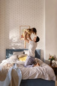 Синьо боксспринг легло с място за съхранение 180x200 cm Elva Bold Line – Bonami Selection