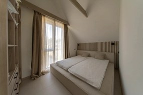 Двустранен матрак от твърда/средна пяна 90x200 cm BonLife - BENAB