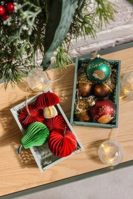 Стъклена ръчно изработена коледна топка ø 6 cm Woodland Hedgehog – Sass &amp; Belle