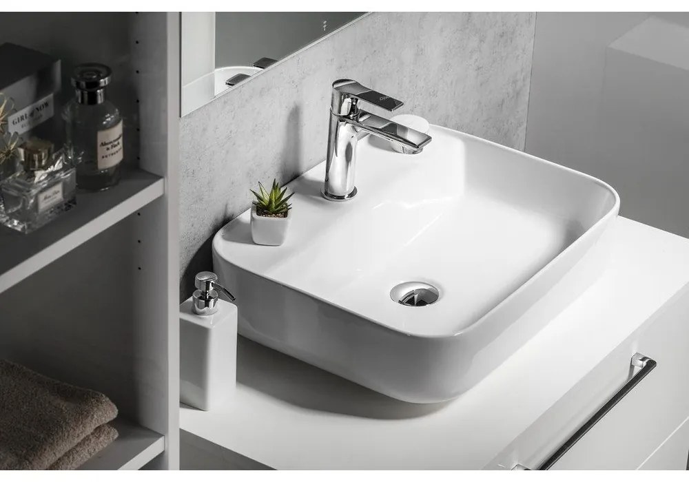 Стояща батерия за мивка в лъскаво-сребрист цвят Pax – Sapho