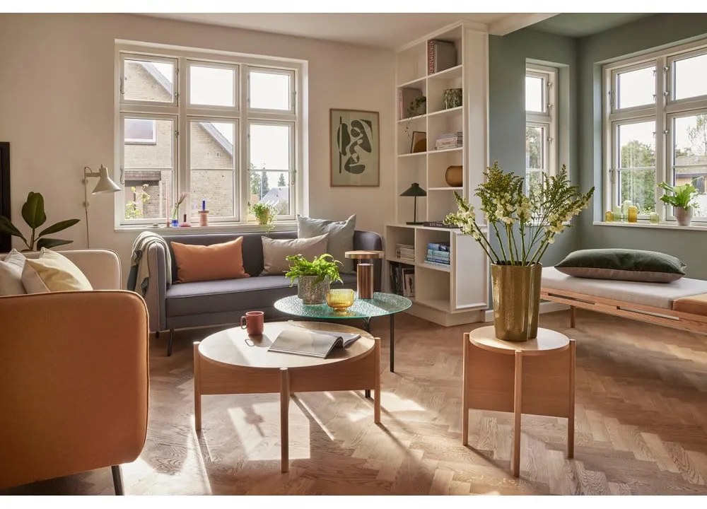 Черна кръгла масичка за кафе със стъклен плот ø 80 cm Orbit – Hübsch