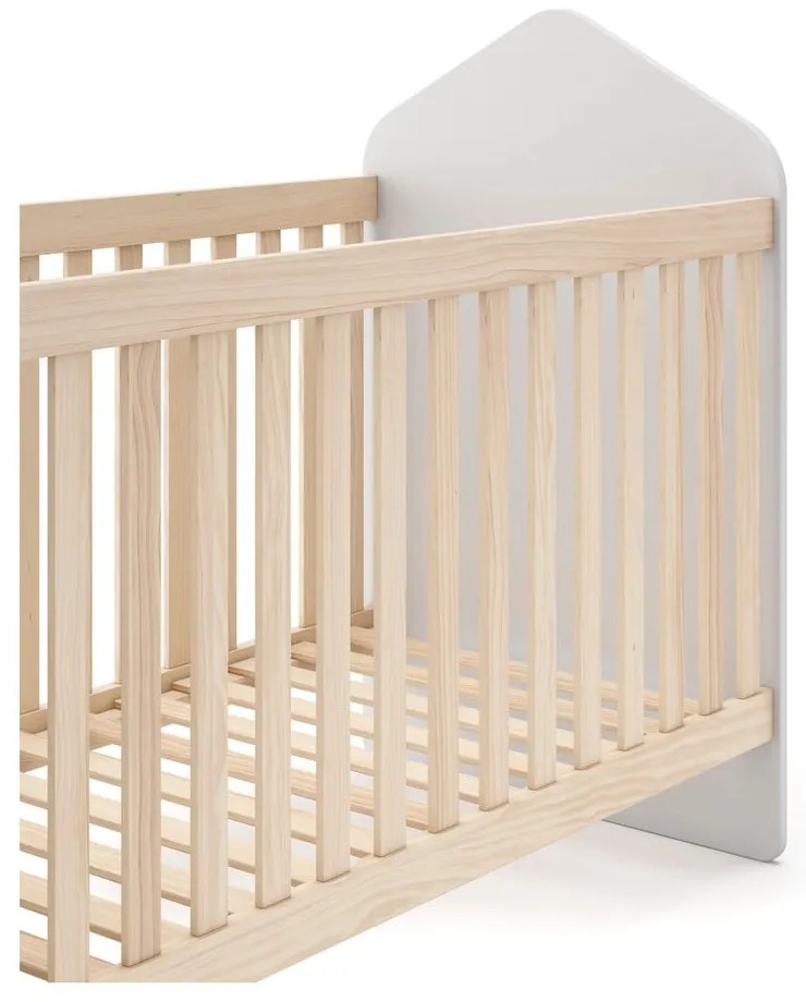 Детско креватче от бял/естествен бор 60x120 cm Estefania - Marckeric