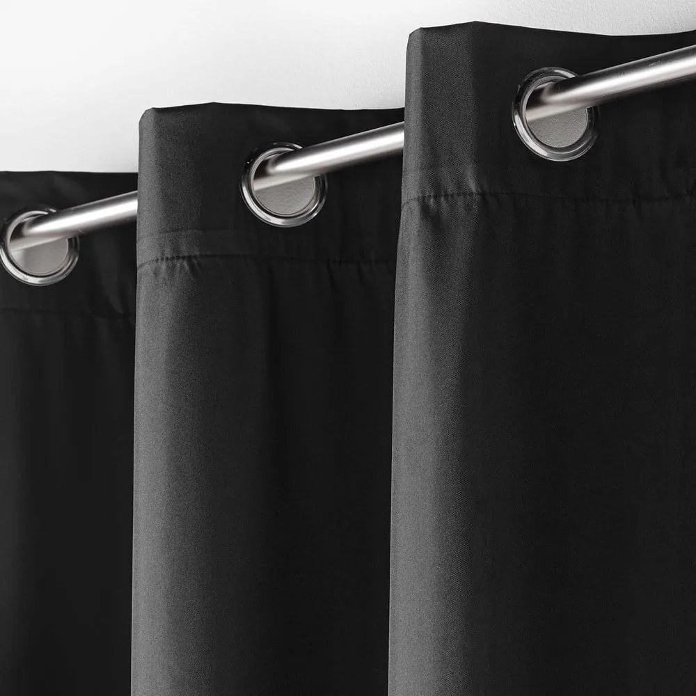 Черно термо перде 140x260 cm Icemount – douceur d'intérieur