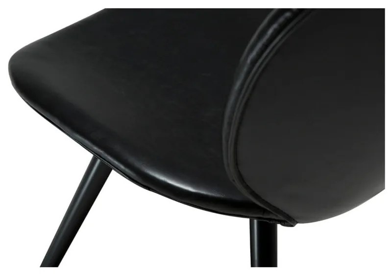 Черен кожен стол Cloud - DAN-FORM Denmark
