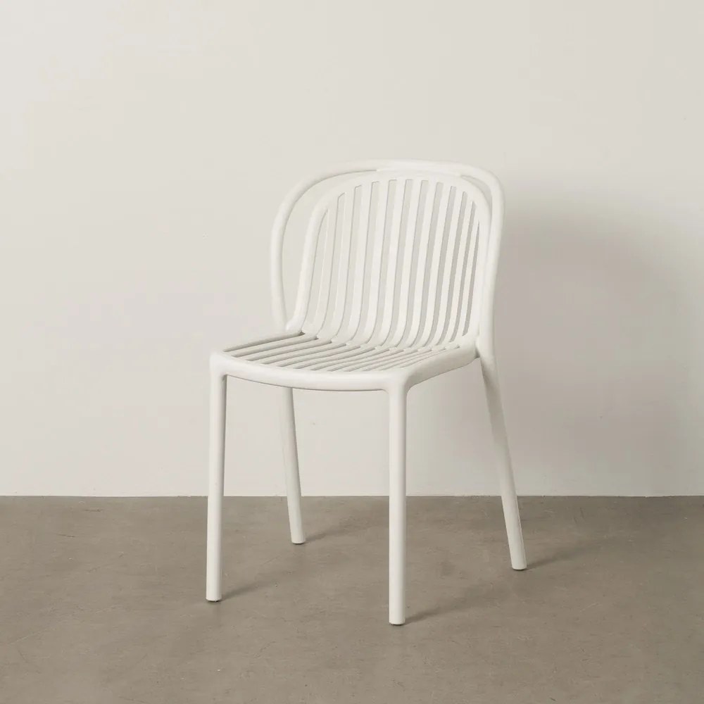 Бял пластмасов трапезен стол Alia – Ixia