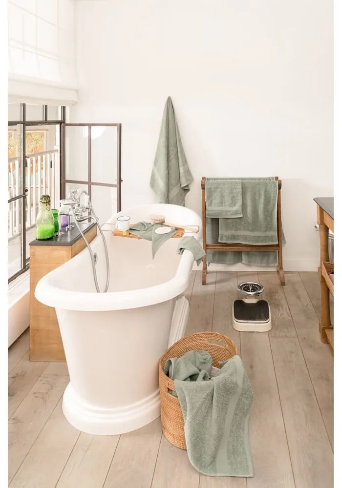 Зелена хавлиена кърпа , 50 x 100 cm - Tiseco Home Studio