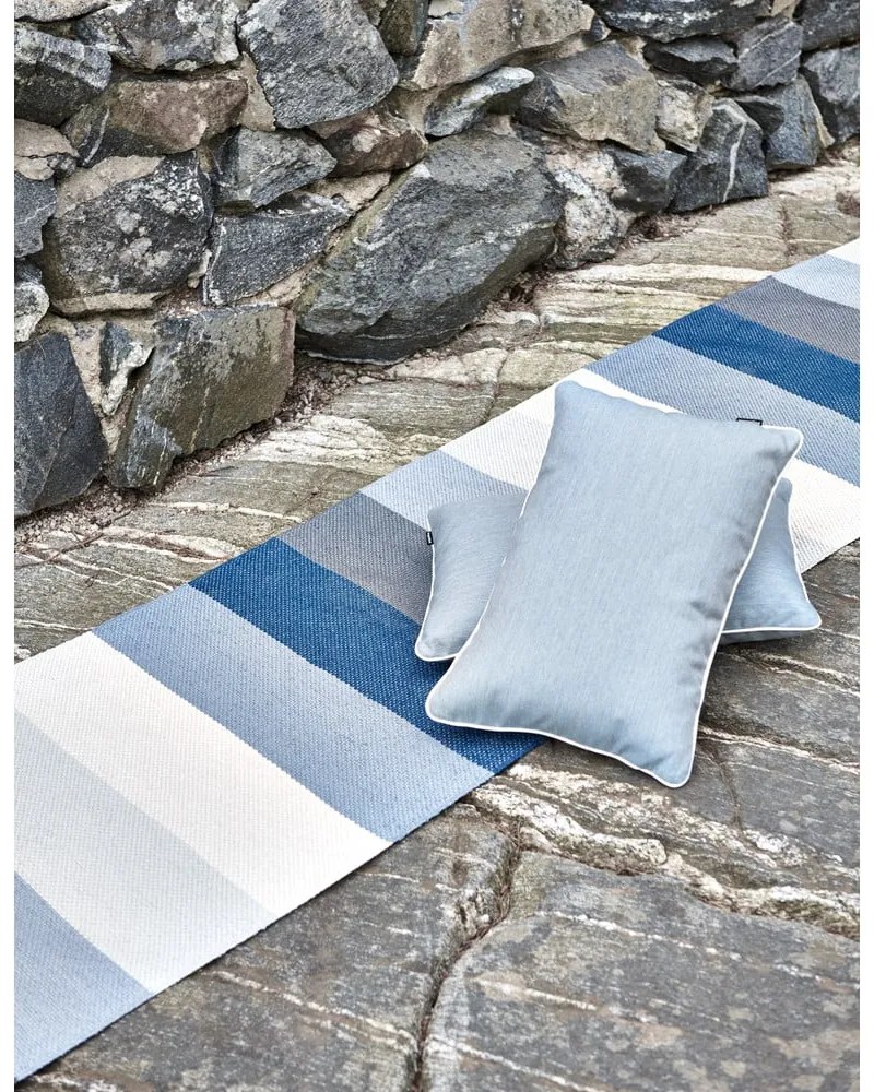 Синя и кремава пътека за открито и закрито 70x300 cm Molly Ocean Grey – Pappelina