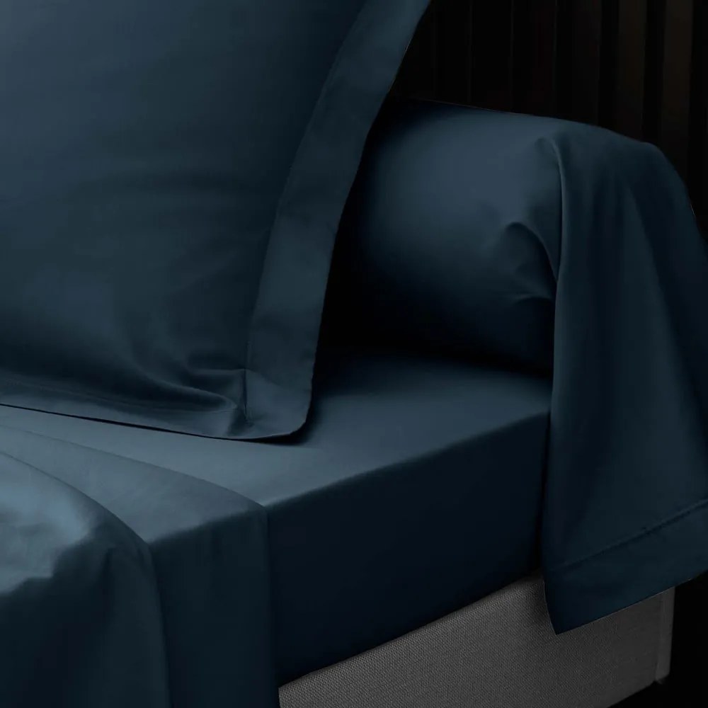 Тъмносин еластичен чаршаф от памук перкал 160x200 cm Percaline – douceur d'intérieur