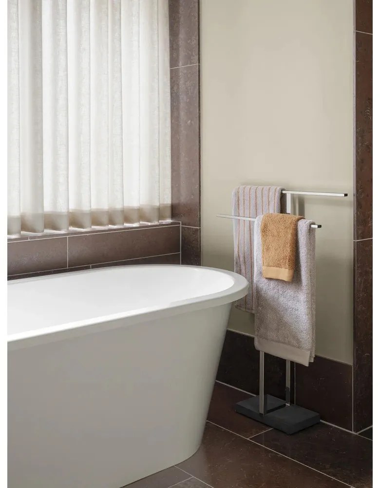 Оранжева/бежова кърпа от органичен памук 50x100 cm Arto – Blomus