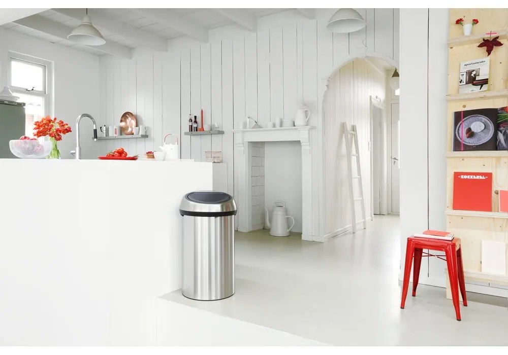 Матово-сребристо стоманено кошче за боклук, отваряне с докосване 60 l Touch Bin – Brabantia