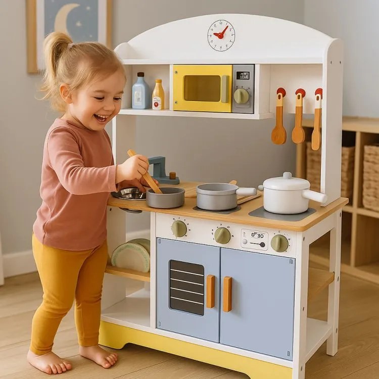 Стилна и функционална детска кухня с аксесоари