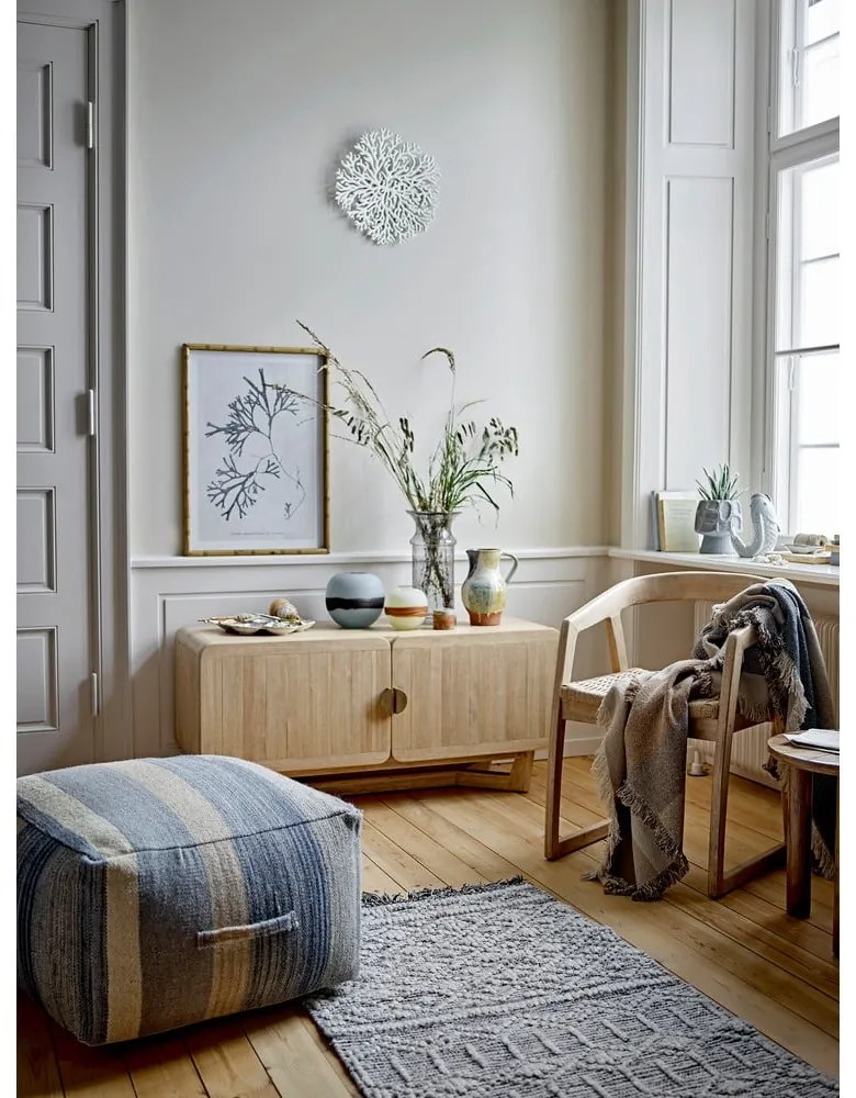 Трапезен стол от масивно каучуково дърво в естествен цвят Serrone – Bloomingville