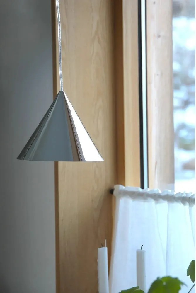 Метално висящо осветително тяло в сребрист цвят с метален абажур ø 19 cm Tip – Markslöjd