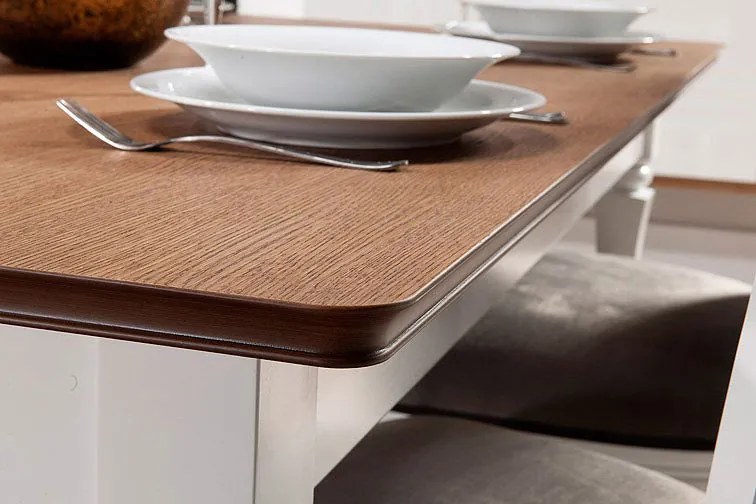 Маса Terrin разширяема